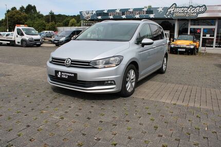 VW Touran 53.280 km 18.499 € Lohmar 53797