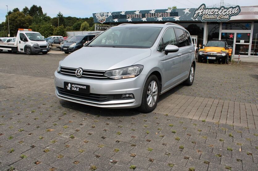 VW Touran 53.280 km 18.499 € Lohmar 53797