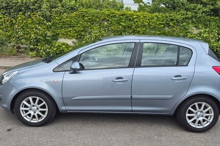 Opel Corsa 81.000 km 3.899 &euro; möglingen 71696