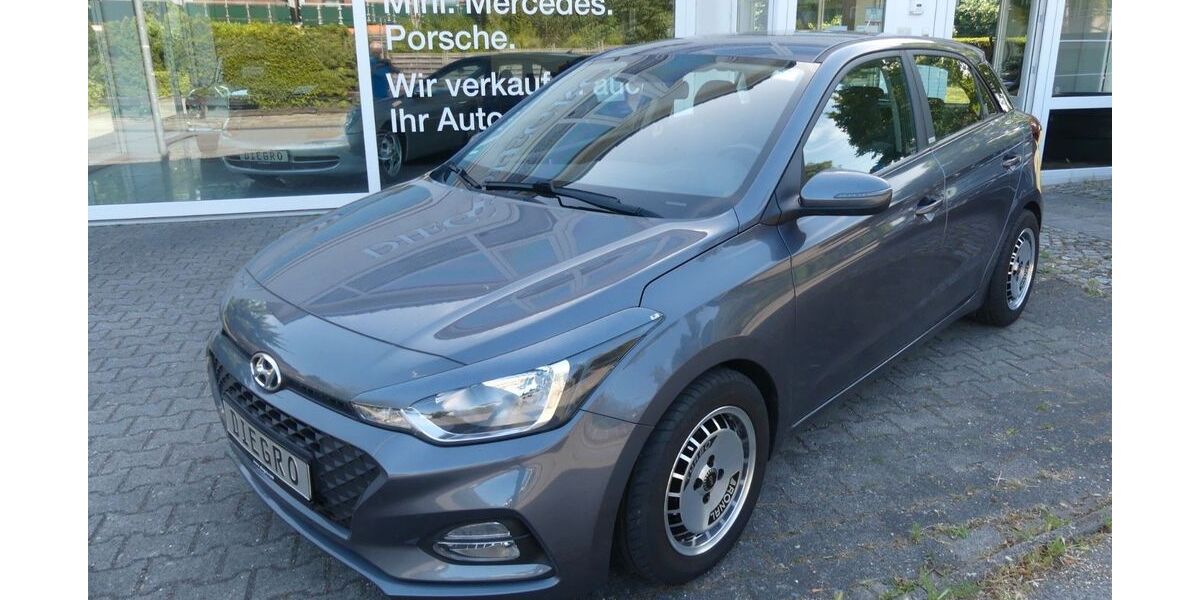Hyundai i20 70.000 km 11.450 &euro; Bad Schwartau 23611