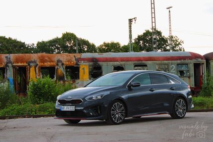 Kia pro ceed / ProCeed 87.700 km 19.990 € Neumünster 24354