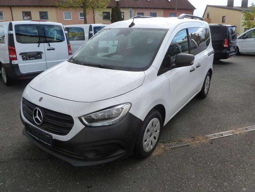 Mercedes-Benz Citan 166.943 km 13.990 € Fürth 90768