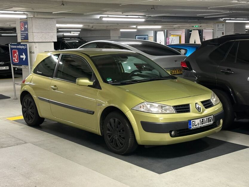 Renault Megane 295.000 km 2.000 € Bergisch Gladbach 51467