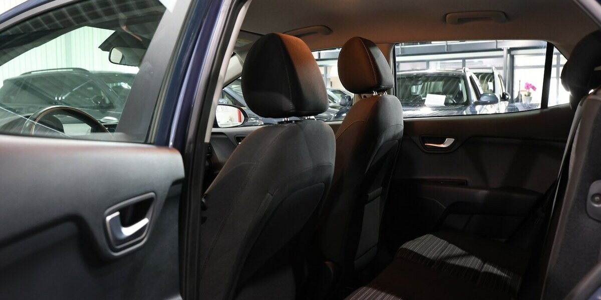 Kia Stonic 1.0 T-GDI DCT VISION AUTOMATIK / LED, AHK 30.000 km 18.777 &euro; Hamm 59077