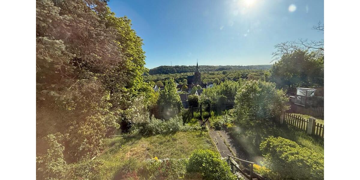 Reihenhaus Saarbrücken St. Arnual - 7 Zimmer, 135 m&sup2;, 325.000&euro; | Angebot:26310346