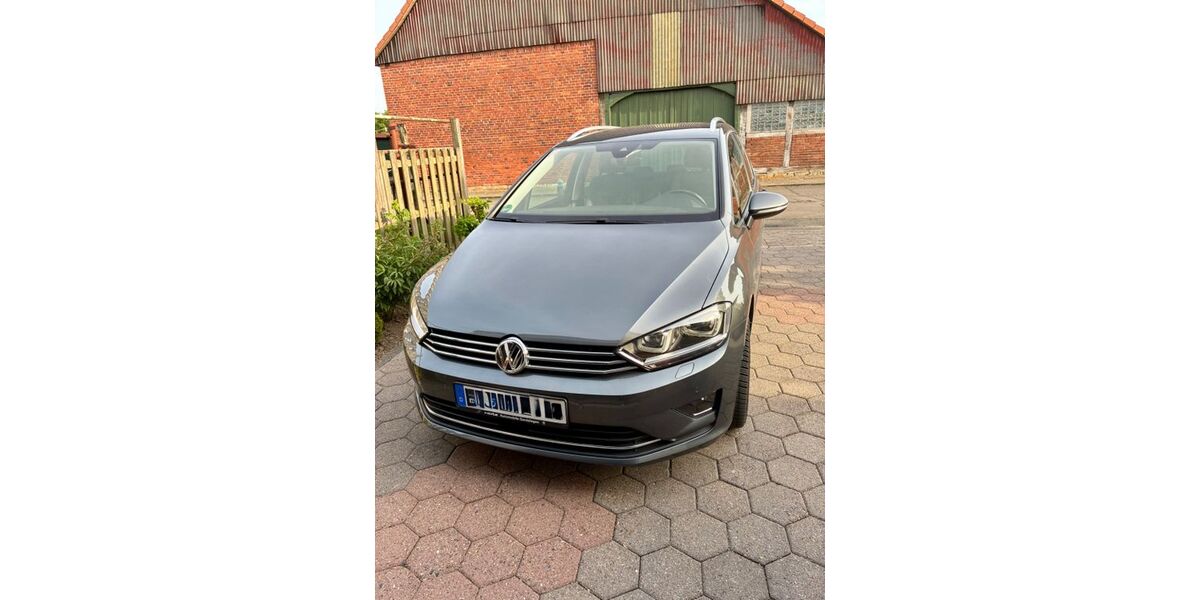 VW Golf Sportsvan 74.000 km 16.400 &euro; Giesen 31180