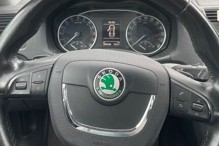 Skoda Octavia 290.000 km 3.750 &euro; Bokholt-Hanredder 25335