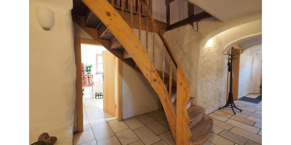 Einfamilienhaus Mühlhausen - 8 Zimmer, 520 m&sup2;, 929.000&euro; | Angebot:26051316