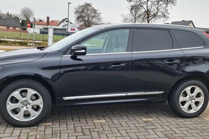 Volvo XC60 235.000 km 14.100 &euro; Syke 28857