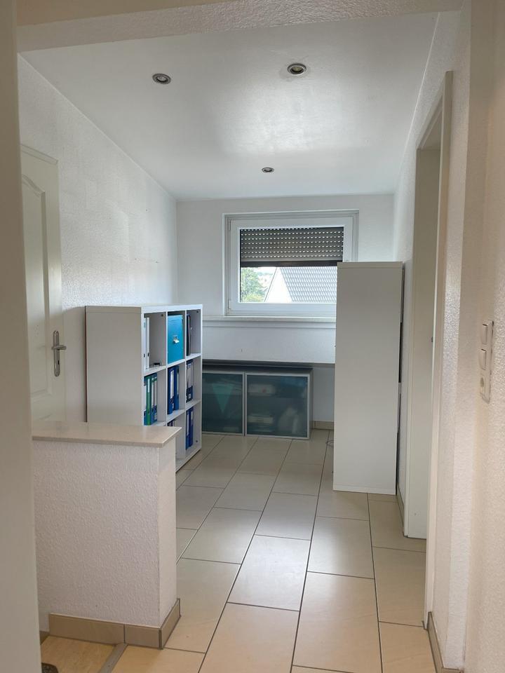 Maisonette-Eigentumswohnung in 2-Parteienhaus nahe Frechener City