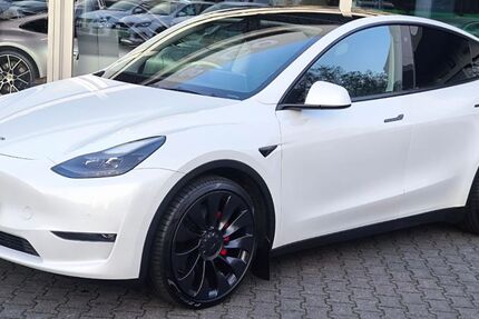 Tesla Model Y 26.342 km 36.650 &euro; Dieburg 64807