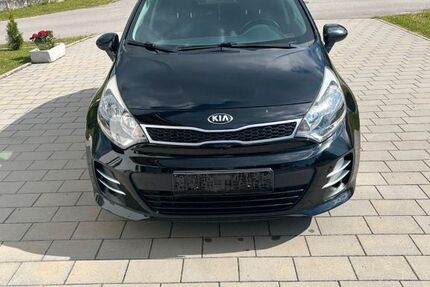 Kia Rio 131.120 km 6.000 &euro; Wiesenfelden 94344
