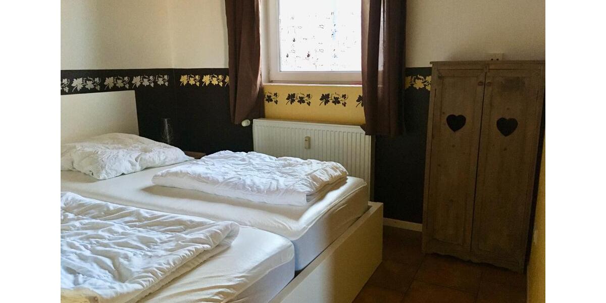 Einfamilienhaus Bülkau - 11 Zimmer, 224 m&sup2;, 289.000&euro; | Angebot:27079144