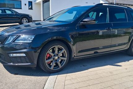 Skoda Octavia 127.000 km 21.600 &euro; Hardt 78739