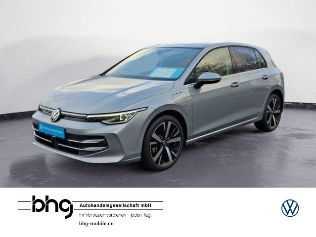 VW Golf 9.052 km 35.880 &euro; Freiburg 79115