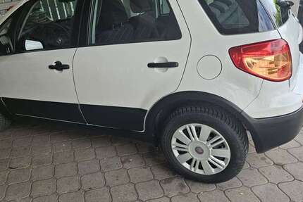 Fiat Sedici 97.300 km 4.550 &euro; Feldkirchen-Westerham 83620