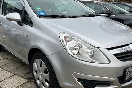 Opel Corsa 149.000 km 3.490 &euro; München 81825