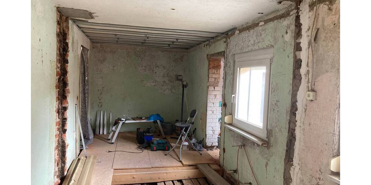 Reihenmittelhaus Allstedt Niederröblingen - 4 Zimmer, 100 m&sup2;, 39.000&euro; | Angebot:25779351