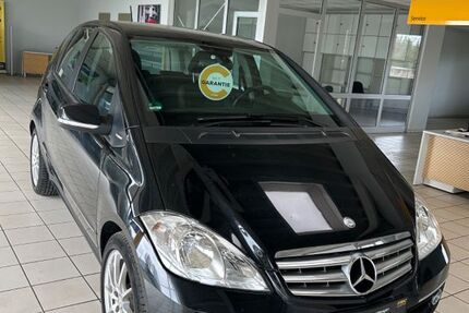 Mercedes-Benz A 160 102.763 km 7.000 &euro; Friedland 17098