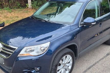 VW Tiguan 95.537 km 9.250 &euro; Steinen 79585
