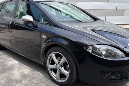 Seat Leon 195.000 km 2.222 &euro; Bischofsheim 97653