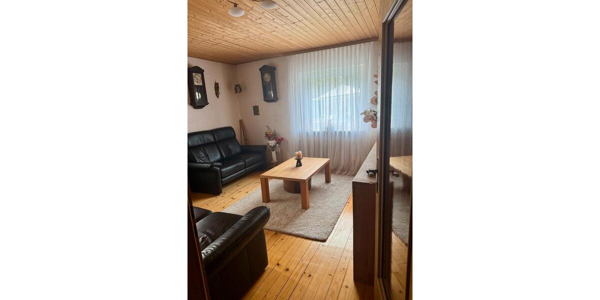 Doppelhaushälfte Bad Kissingen - 4 Zimmer, 100 m&sup2;, 280.000&euro; | Angebot:26587251