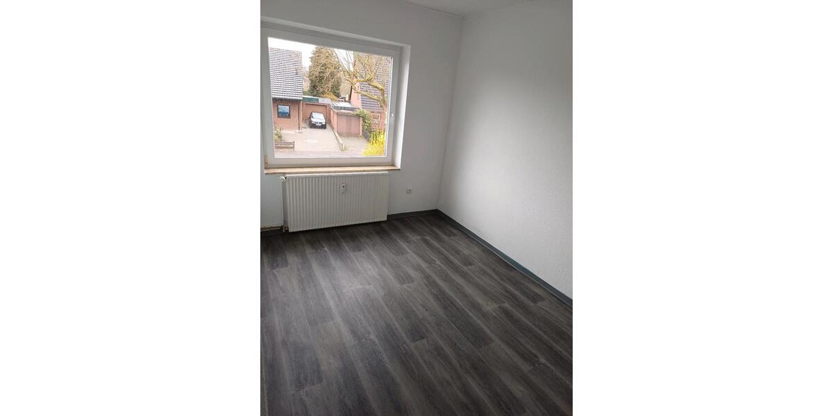 Etagenwohnung Nienburg (Weser) - 4 Zimmer, 88 m&sup2;, 930&euro; | Angebot:25588607