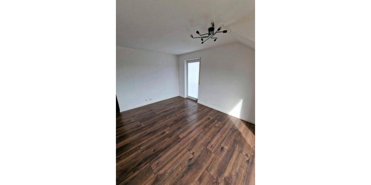Dachgeschoßwohnung Möckmühl - 2.5 Zimmer, 52 m&sup2;, 184.900&euro; | Angebot:26972580