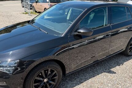 Skoda Scala 102.145 km 11.890 &euro; Bodenkirchen 84155