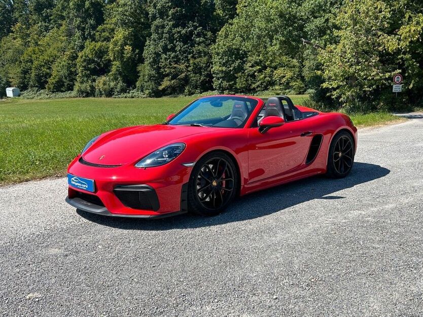 Porsche Boxster 16.000 km 102.900 € Ebersbach an der Fils 73061