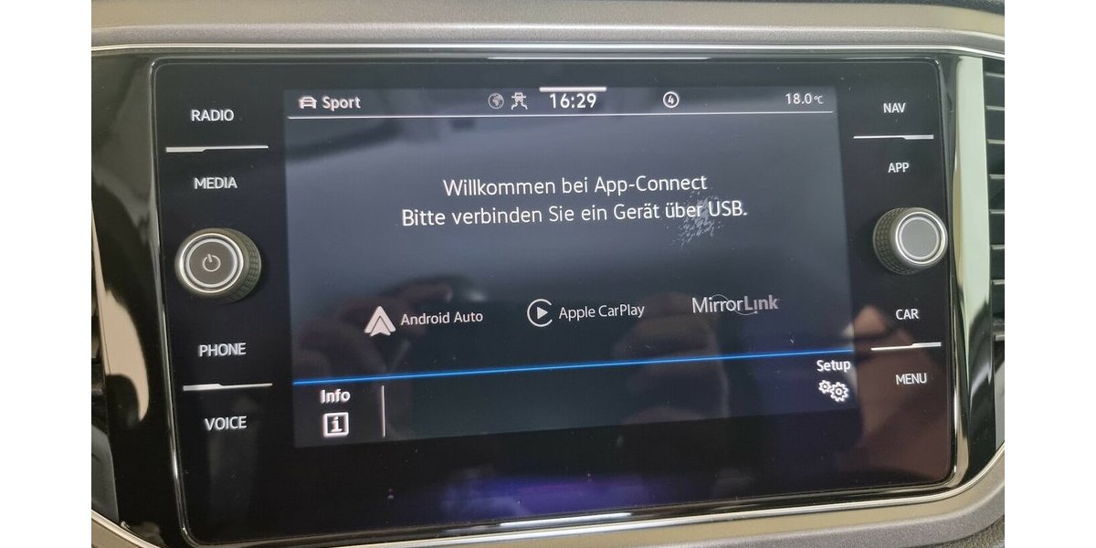 VW T-Roc Style ACC AHK APP SHZ Kamera Klimaautom. 76.800 km 19.950 &euro; Garrel 49681