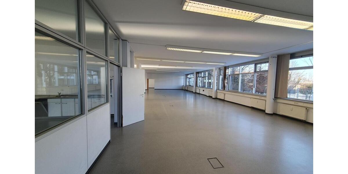 Gewerbeobjekt Vaterstetten Baldham - 4.990&euro; | Angebot:23712398