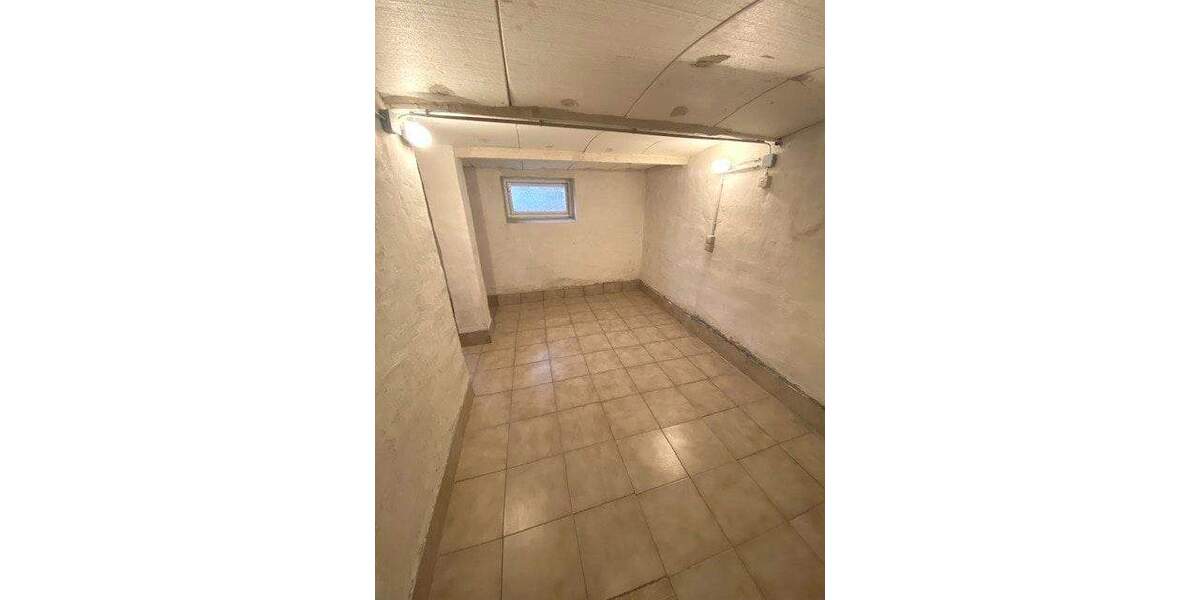 Etagenwohnung Gotha - 3 Zimmer, 64 m&sup2;, 99.999&euro; | Angebot:25772413