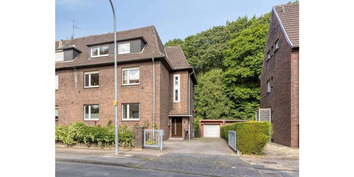 Einfamilienhaus Oberhausen Biefang - 9 Zimmer, 193 m&sup2;, 429.000&euro; | Angebot:26870725
