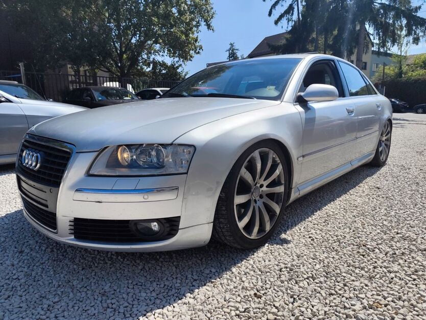 Audi A8 290.950 km 2.850 € Fürth 90763