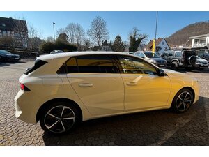 Opel Astra L Lim. 5-trg. Elegance Diesel 68.313 km 16.990 &euro; Battenberg 35088