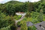 Bungalow mit Weitblick in IGB-Sengscheid, 2.570?m², Waldlage, absolute Privatsphäre + Baugrundstück 6 zimmer