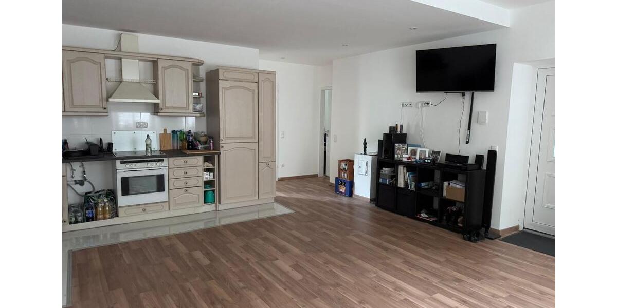 kernsanierte moderne 3-Zimmer-Whg mit EBK in Reichenbach im EG 3 zimmer