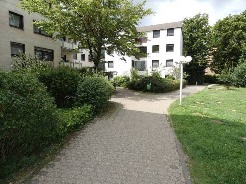 Moderne Dachgeschoßwohnung - Vermietet, mit Balkon und guter Lage