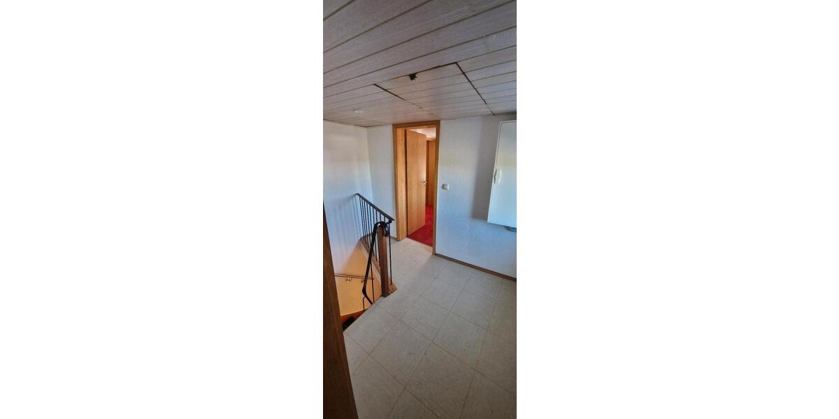 Einfamilienhaus Leichlingen (Rheinland) - 5 Zimmer, 80 m&sup2;, 800&euro; | Angebot:26183825