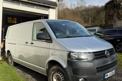 VW T5 Transporter 215.000 km 16.700 &euro; Meinerzhagen 58540