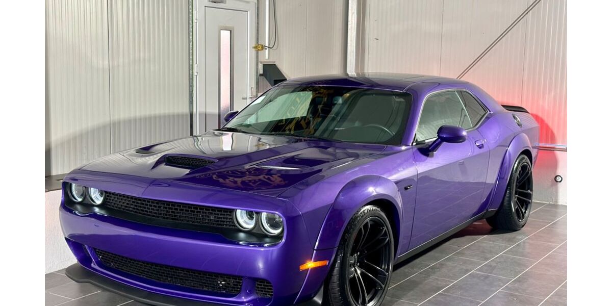 Dodge Challenger 35.000 km 37.900 &euro; Weilbach 63937