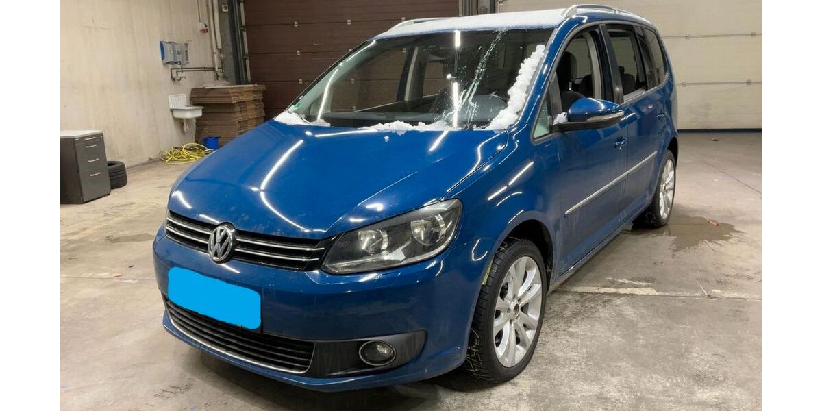 VW Touran 217.586 km 3.500 &euro; Paderborn 33106
