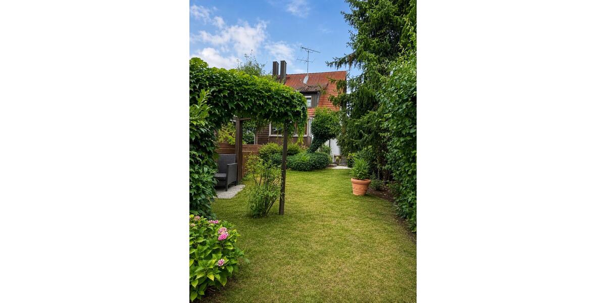 Doppelhaushälfte Effeltrich - 5 Zimmer, 152 m&sup2;, 650.000&euro; | Angebot:27263559