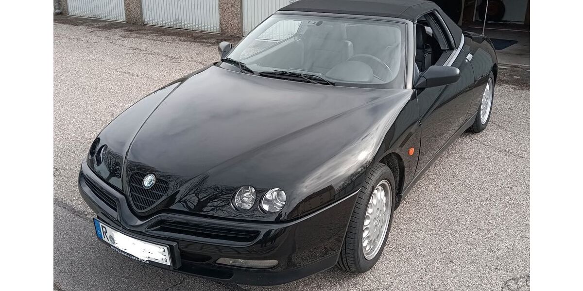 Alfa Romeo Spider 103.000 km 4.400 &euro; Regensburg 93051