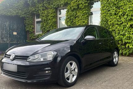VW Golf 135.036 km 7.490 &euro; Moormerland 26802