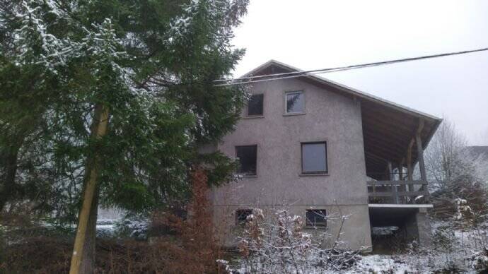 Doppelhaushälfte Gerstungen Sallmannshausen - 4 Zimmer, 39.000&euro; | Angebot:25735986