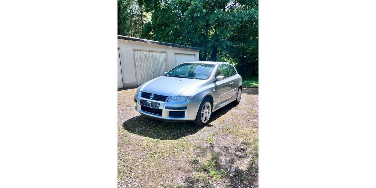 Fiat Stilo 128.000 km 1.999 &euro; Solingen 42561