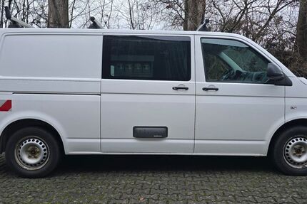 VW T5 Transporter 181.001 km 13.899 &euro; Frankfurt 60316