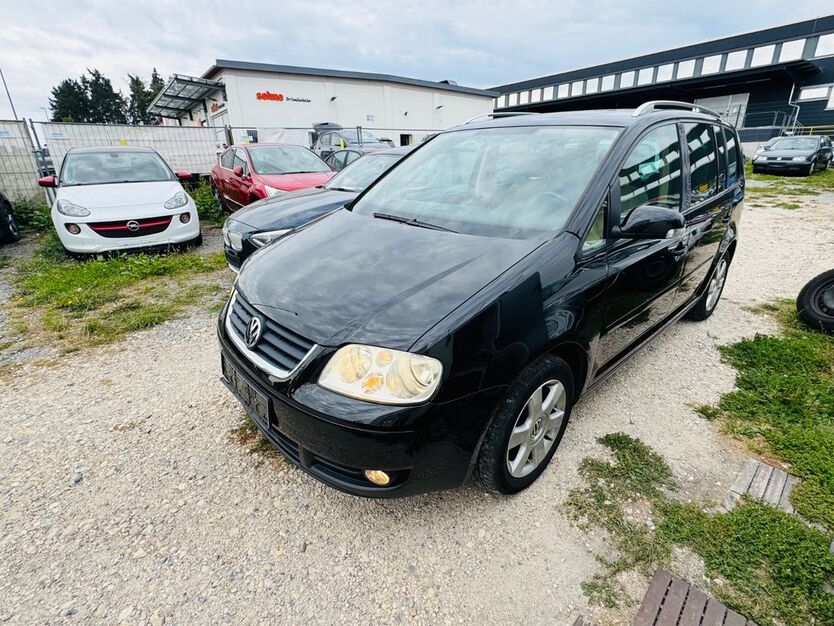 VW Touran 192.000 km 1.999 € Filderstadt 70794